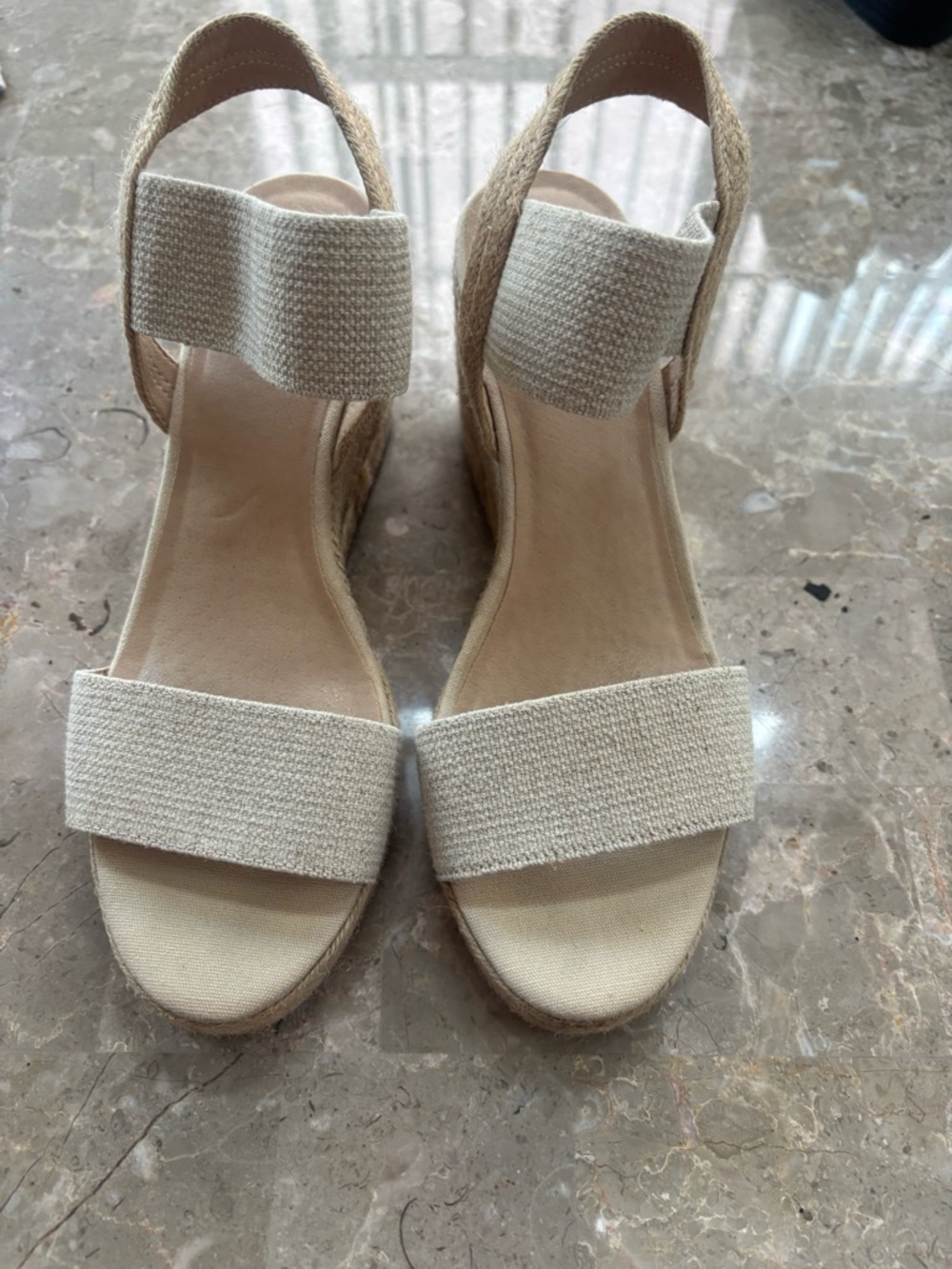 Tan sandal wedges size 7.5 MIA